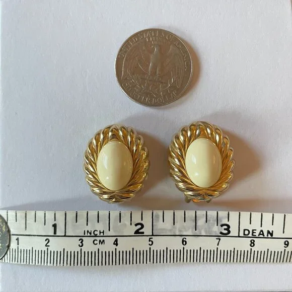 Vintage Christian Dior Clip on Earrings Gold Tone Cream Center 1980-1990s Preppy